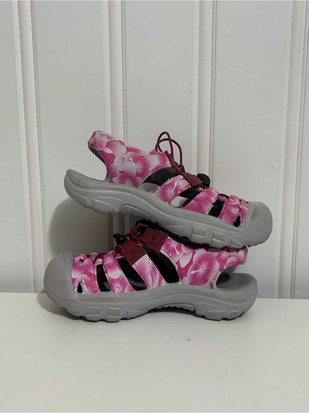 Keen Newport pink floral grey sandals